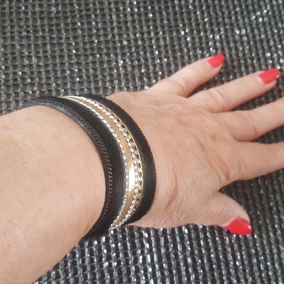 Black Calf Hair Gold Bling Cuff Bracelet - Picture 5 of 5